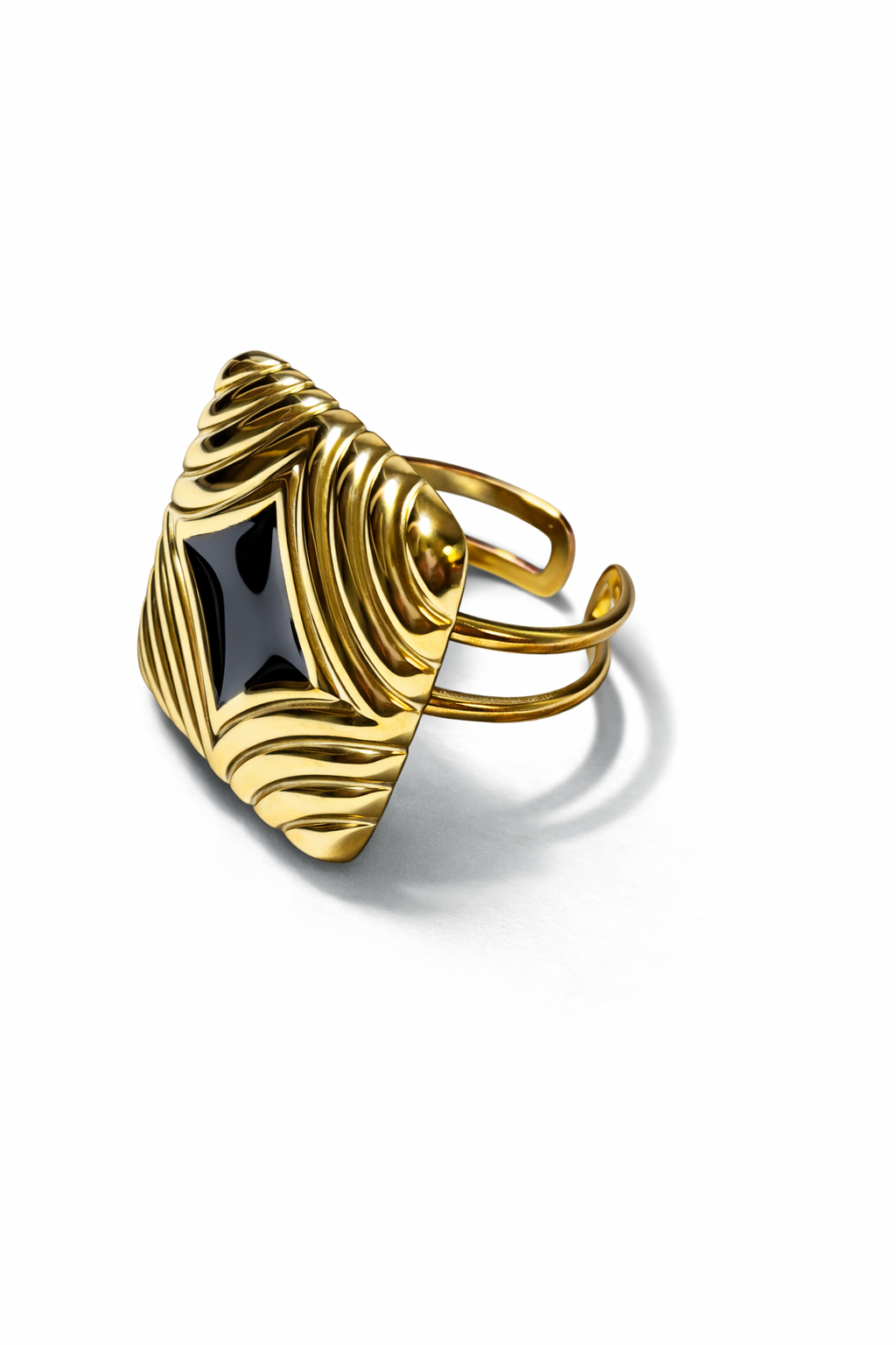 Obscura Ripple Statement Ring
