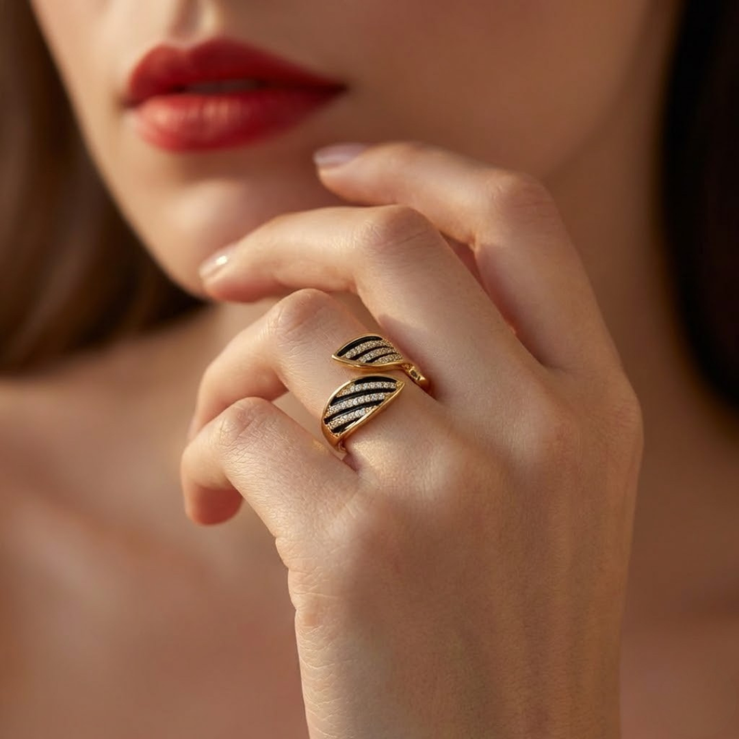 Vela Arc Statement Ring